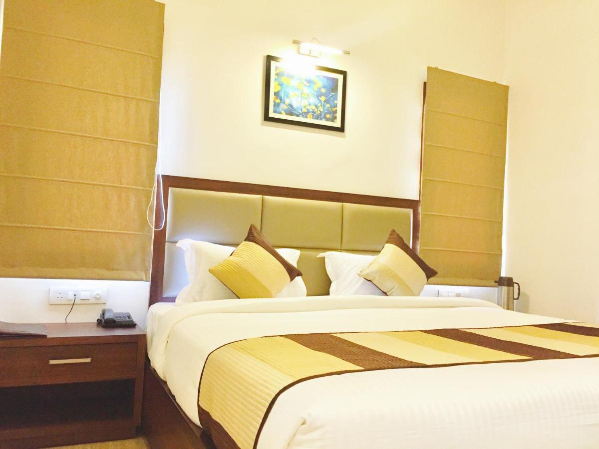 Hotel Ajmer Regency Exteriör bild